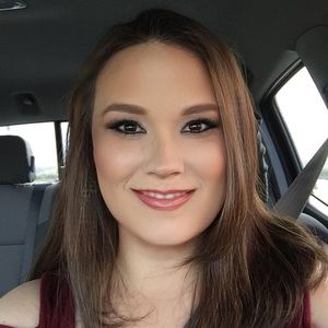 Meet your Posher, Whitney